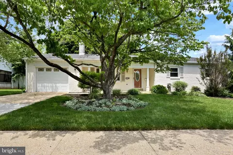 415 Alison Ave, Mechanicsburg, PA 17055