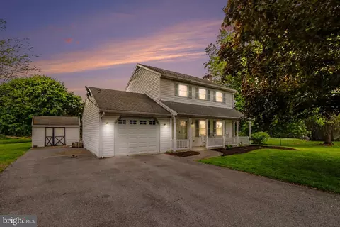 685 S Middlesex Rd, Carlisle, PA 17015