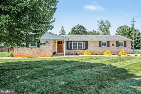 930 Hamilton St, Carlisle, PA 17013
