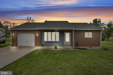 488 Petersburg Rd, Carlisle, PA 17015