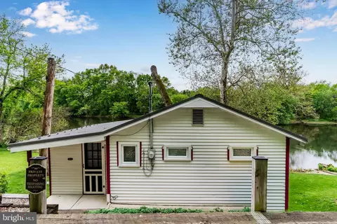 4135 Sears Run Rd, Mechanicsburg, PA 17050