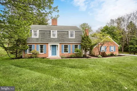 2919 Arcona Rd, Mechanicsburg, PA 17055
