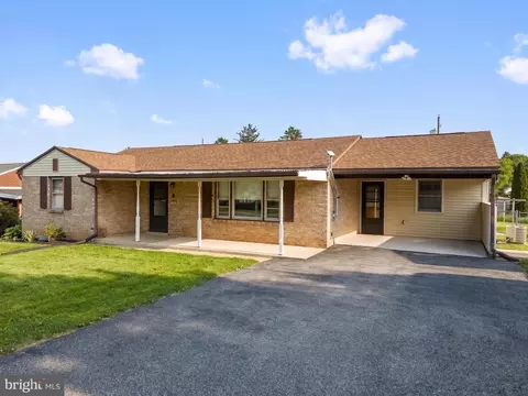 15 Kenwood Ave, Carlisle, PA 17013