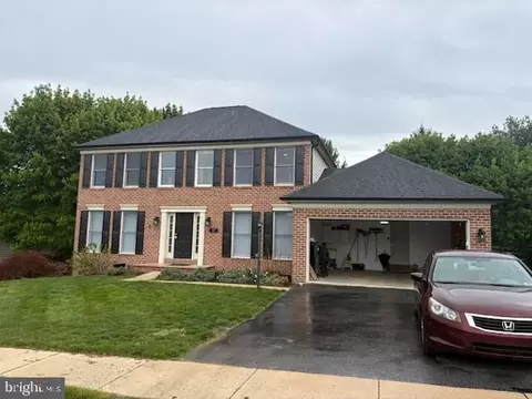 47 Derbyshire Dr, Carlisle, PA 17015