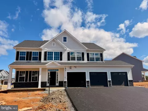 404 E Clarissa Dr, Shippensburg, PA 17257