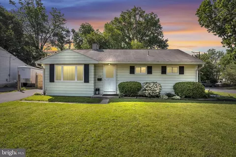 3567 Green St, Camp Hill, PA 17011
