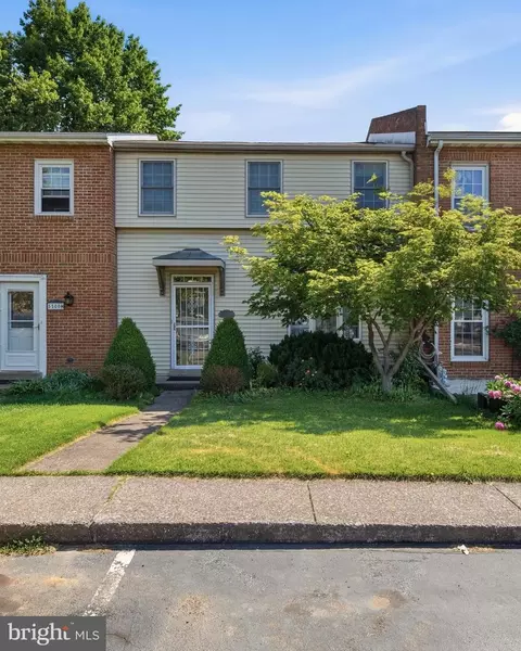 5500 G Gloucester St, Mechanicsburg, PA 17055
