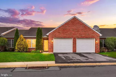 123 Blackbird Ln, Shippensburg, PA 17257