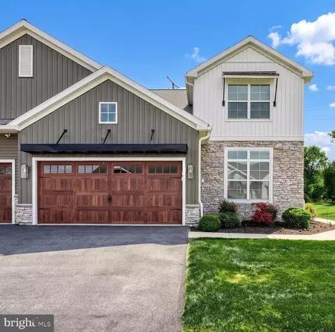 770 Aurora Dr, Mechanicsburg, PA 17055