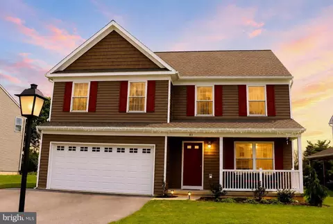 83 Bennington Way, Carlisle, PA 17013