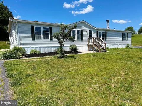 1 N View Dr, Carlisle, PA 17013