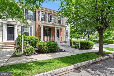 402 Line Rd, Mechanicsburg, PA 17050
