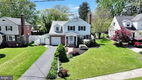 96 Westerly Rd, Camp Hill, PA 17011