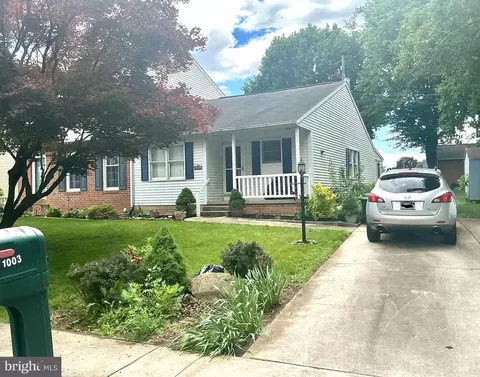 1003 Northfield Dr, Carlisle, PA 17013