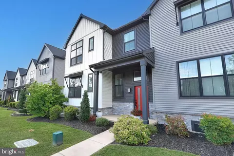 209 Estate Dr, Mechanicsburg, PA 17055