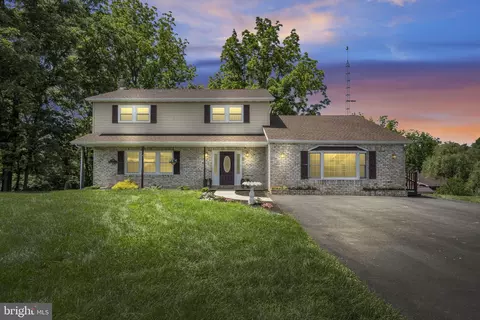 21 Loree Ln, Shippensburg, PA 17257