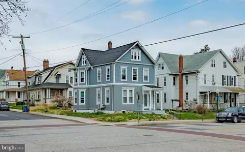 333 3rd St, New Cumberland, PA 17070