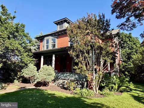 701 16th St, New Cumberland, PA 17070