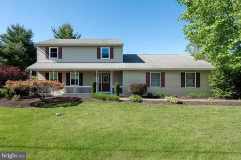 1858 W Lisburn Rd, Carlisle, PA 17015