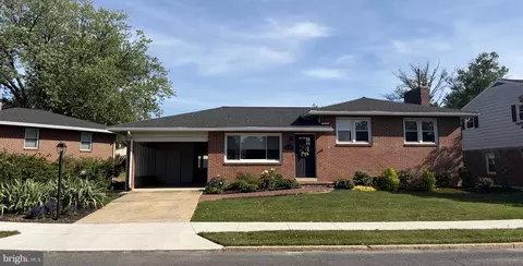 604 Robert St, Mechanicsburg, PA 17055