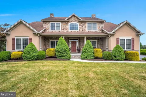 365 S Middlesex Rd, Carlisle, PA 17015
