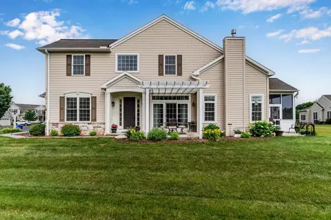 606 Poppy Cir, Mechanicsburg, PA 17050