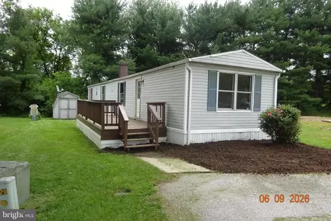 172 Rustic Dr, Shippensburg, PA 17257