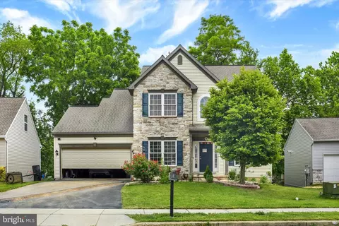 23 Hamlet Cir, Mechanicsburg, PA 17050