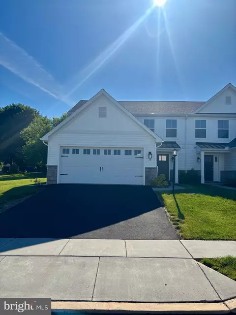 13 Shillington Ln #8, Carlisle, PA 17013