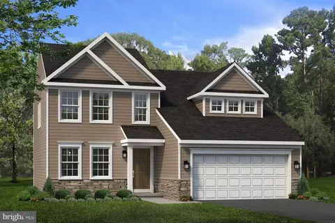 905 Fairfield Ln, Shippensburg, PA 17257