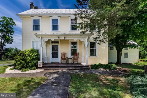 51 Leeds Rd, Newville, PA 17241