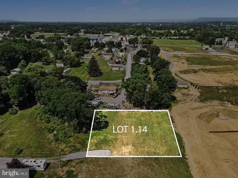 Paradise Drive, Carlisle, PA 17015