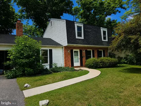 1886 Mary Ln, Carlisle, PA 17013