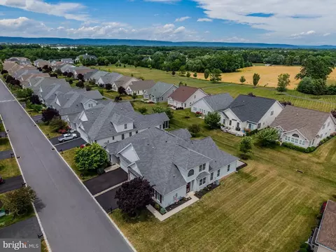 145 James Madison Dr #237, Mechanicsburg, PA 17050