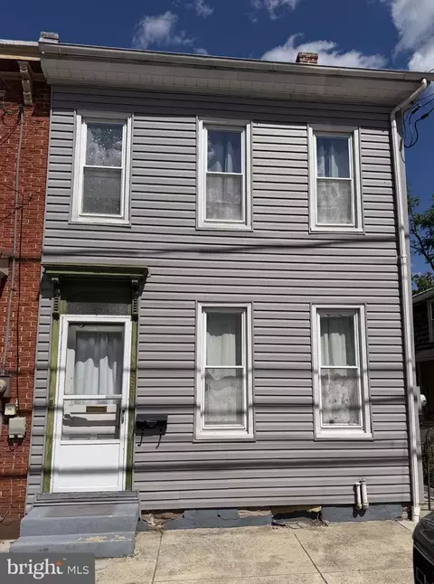 139 N East St, Carlisle, PA 17013