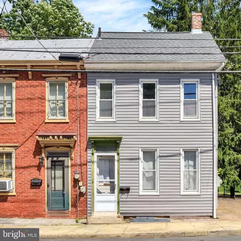 139 N East St, Carlisle, PA 17013