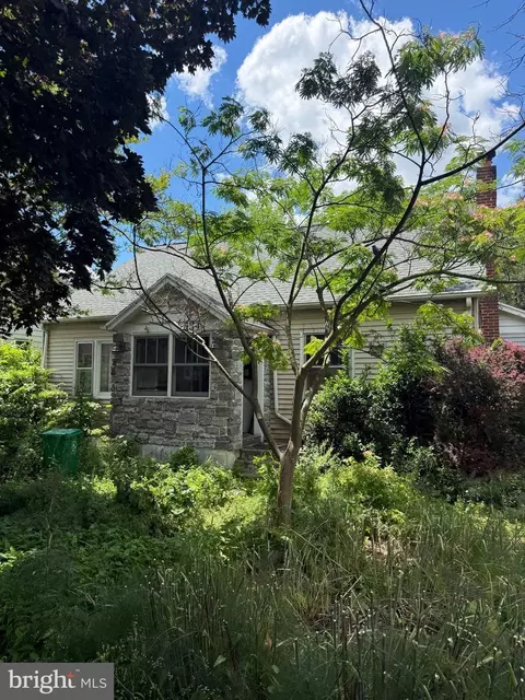 134 N Spring Garden St, Carlisle, PA 17013