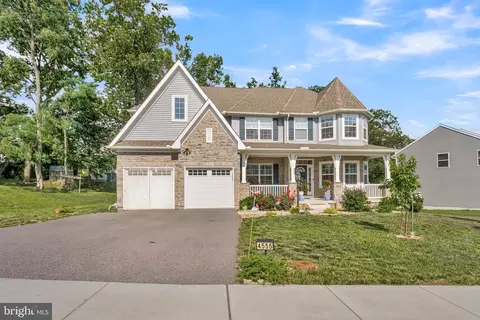 4555 Lark Meadows Dr, Mechanicsburg, PA 17055