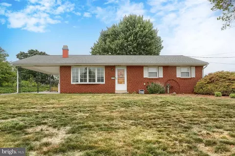 505 N Enola Dr, Enola, PA 17025