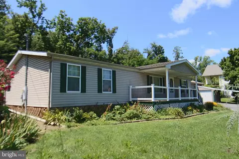 678 Front St, Enola, PA 17025