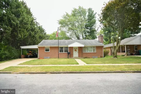 4303 Park St, Camp Hill, PA 17011