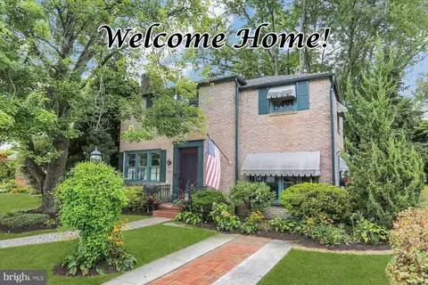221 Bailey St, New Cumberland, PA 17070