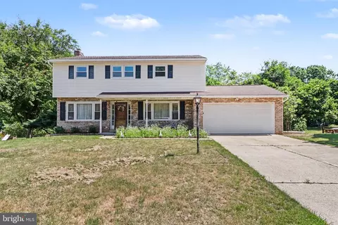 2125 Douglas Dr, Carlisle, PA 17013