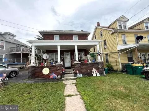 116 N Enola Dr, Enola, PA 17025