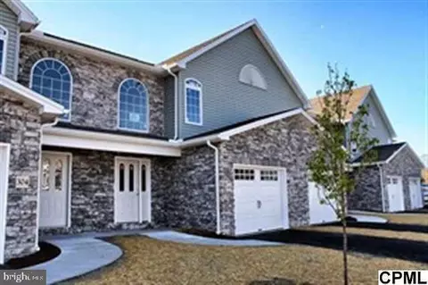 304 Briar Ridge Cir, Enola, PA 17025