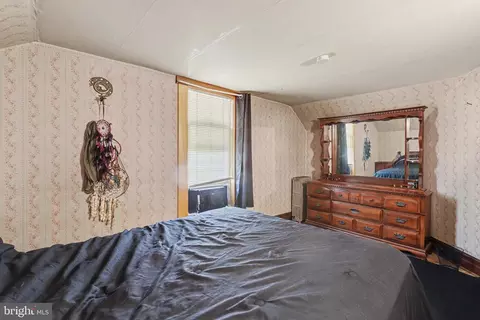 Bedroom - 1 E Main St, Walnut Bottom, PA 17266 photo 5 of 5