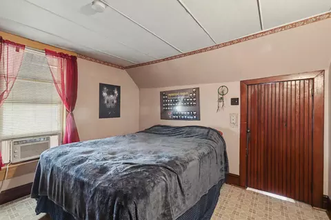 Bedroom - 1 E Main St, Walnut Bottom, PA 17266 photo 1 of 5