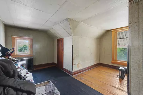 Bedroom - 1 E Main St, Walnut Bottom, PA 17266 photo 3 of 5