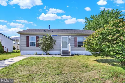 19 Hidden Noll Rd, Carlisle, PA 17013
