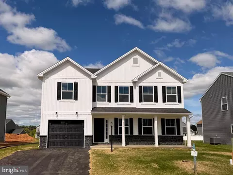 315 Rine Dr, Shippensburg, PA 17257